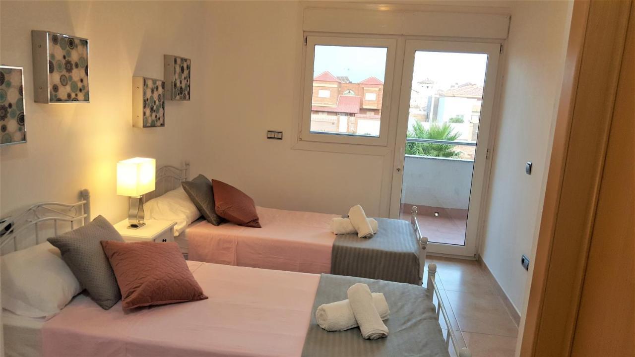 5 Bedrooms Private House 300M From Beach Roquetas de Mar Dış mekan fotoğraf